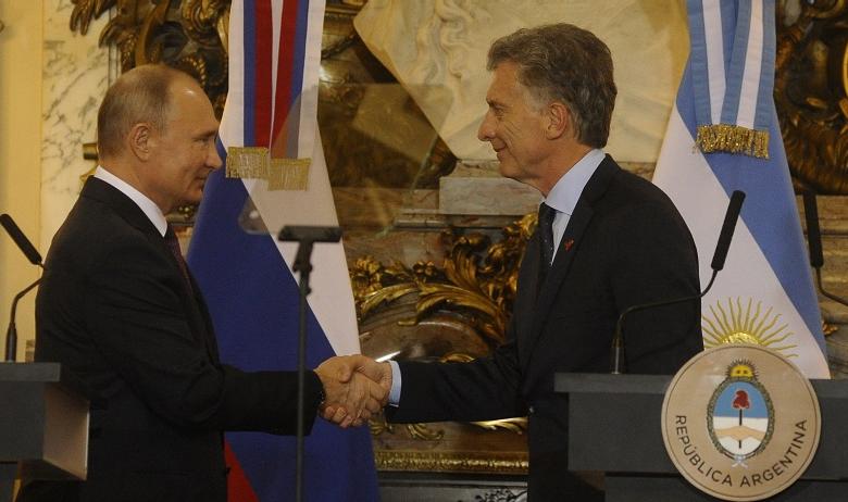 Владимир Путин и Маурисио Макри