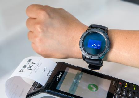 Суд запретил использовать Samsung Pay из-за патентного спора