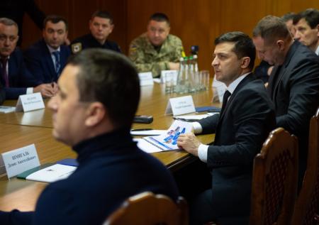 Зеленский внёс в Раду законопроект о децентрализации власти