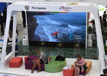 Чернышенко объяснил передачу функций Ростуризма