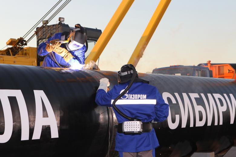 Сварка первого стыка газопровода «Сила Сибири»