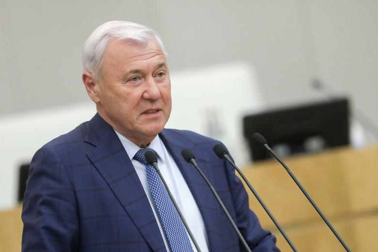 Анатолий Аксаков