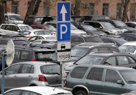 Парковка в Москве будет бесплатной в «длинные» выходные