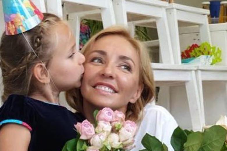 Татьяна Навка с дочерью