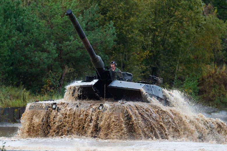 Leopard 2A6