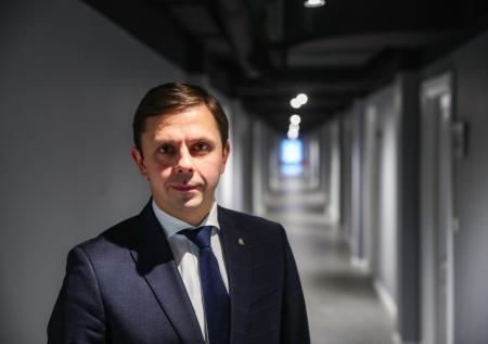 Губернатор Клычков попал в тень Белозерцева