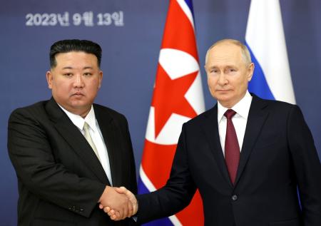 «Эпохальный момент»: СМИ КНДР о встрече Ким Чен Ына и Путина