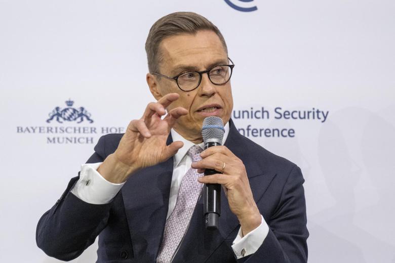 Александер Стубб