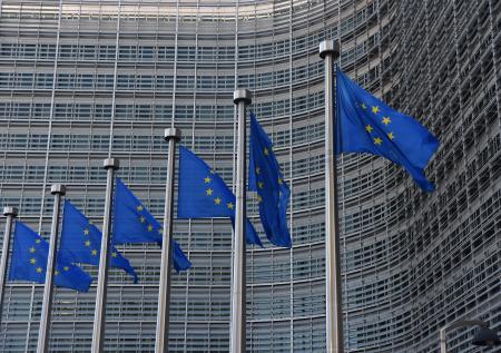 Bloomberg: в ЕС через несколько месяцев появятся паспорта вакцинации