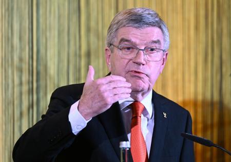 Глава МОК раскритиковал украинский Минспорт за антироссийскую позицию