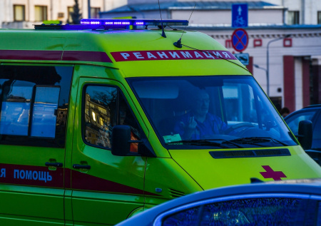 Водитель легковушки погиб в страшной аварии под Тюменью