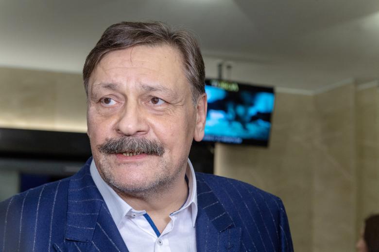 Дмитрий Назаров