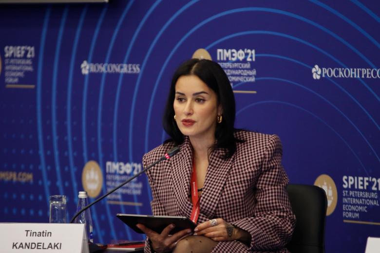 Тина Канделаки