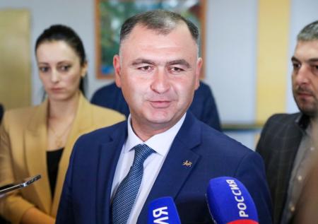 ЦИК: Гаглоев лидирует на выборах в Южной Осетии после подсчёта 97% голосов