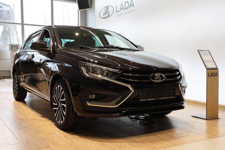 Lada Vesta Aura