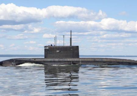 Подлодка «Краснодар» провела стрельбы в Балтийском море