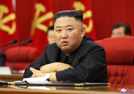 Ким расправил плечи: КНДР копит на новую ядерную бомбу