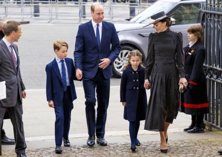 Уильям и Кейт Миддлтон отказались от приглашения на свадьбу сына Бекхэма