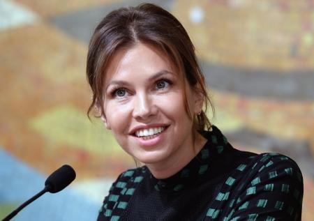 Скрывавшая беременность экс-жена Абрамовича показала грудную дочь