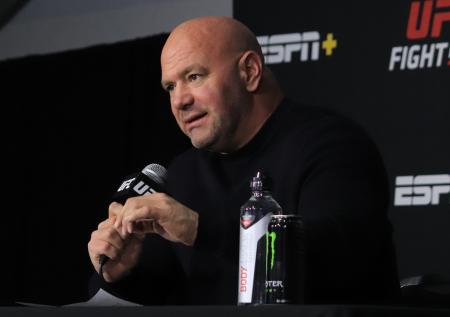 Президент UFC о бое Нурмагомедова и Сен-Пьера: «Всё кончено»