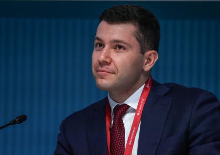 Калининградского губернатора перепутали со звездой Болливуда