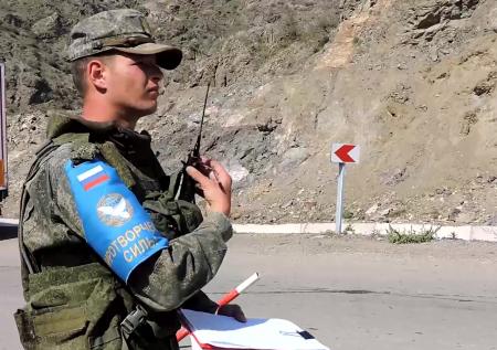 МИД раскрыл детали переговоров с Баку о будущем миротворцев в Карабахе