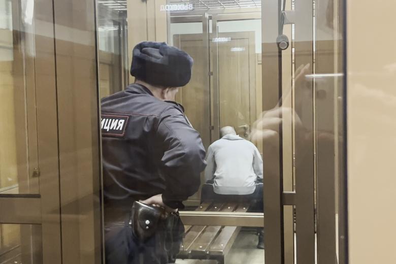 Радик Тагиров, обвиняемый в убийстве 31 пожилой женщины в 15 городах России, во время заседания в зале Верховного суда Татарстана