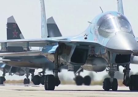 Су-34 в сопровождении Су-35С накрыл огнем позиции ВСУ в Курской области