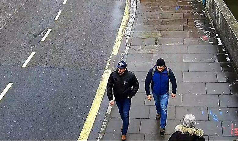 Подозреваемые Александр Петров и Руслан Боширов