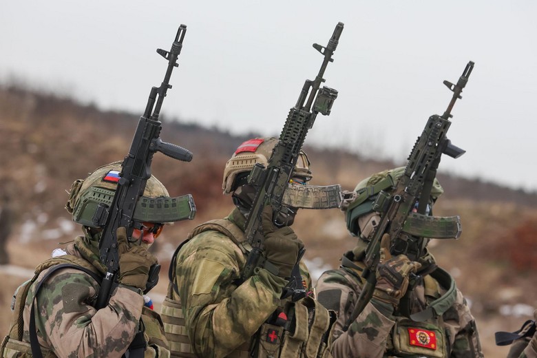 Военнослужащие ВС РФ