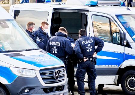 Стали известны радикальные взгляды стрелявшего у консульства Израиля в ФРГ