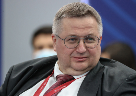 «Драматическое падение»: Оверчук оценил товарооборот России с одной страной
