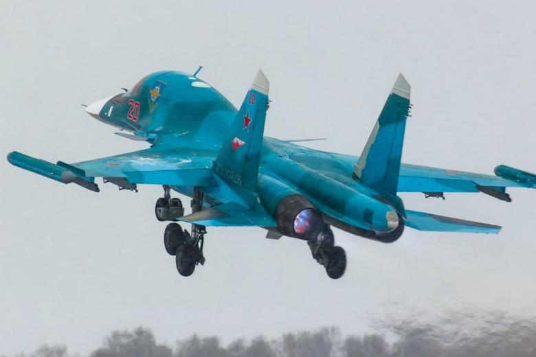 Истребитель-бомбардировщик Су-34