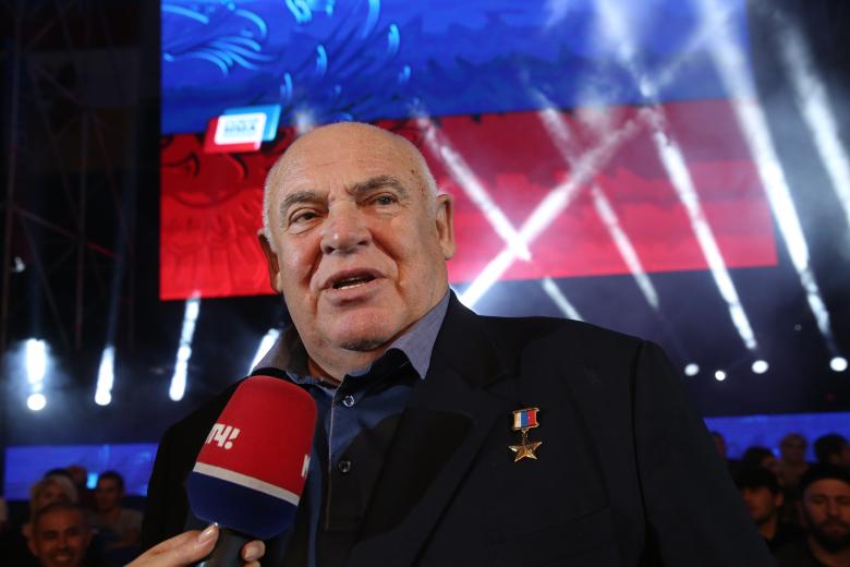 Виктор Казанцев