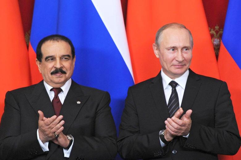 Президент РФ Владимир Путин и король Бахрейна Хамад бен Иса Аль Халифа