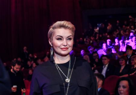 «Границы между светом и тьмой»: Катя Лель рассказала, что будет с Землёй