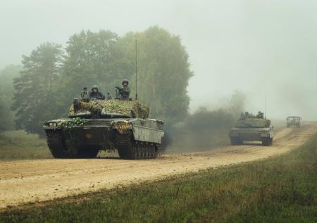 Названо самое уязвимое место британского танка Challenger 2