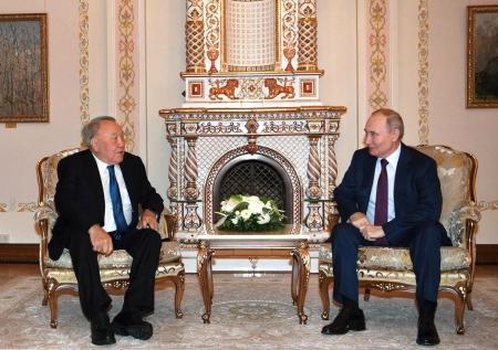 Токаев раскрыл, зачем Назарбаев приезжал к Путину