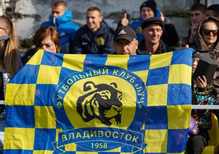 Долги по зарплате футболистам и персоналу «Луча» погасят в декабре