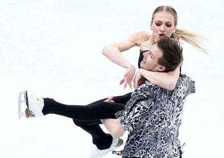 Фигуристы Синицина и Кацалапов выиграли серебро на Олимпиаде в Пекине