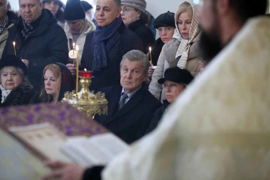 Лев Лещенко