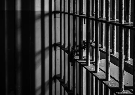 Бабушка из Бурятии получила срок за истязания внучки