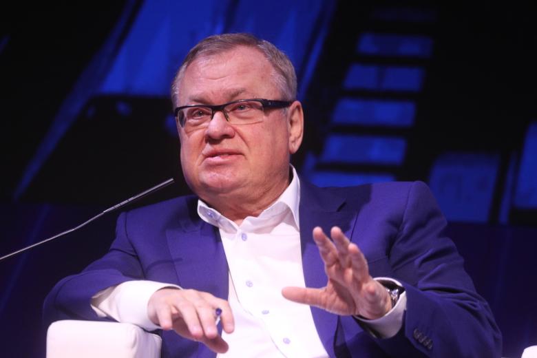 Андрей Костин