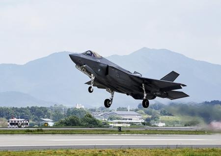 В США объяснили нежелание отправлять Украине истребители F-35