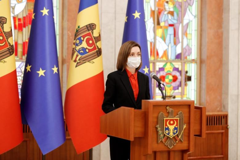 Майя Санду