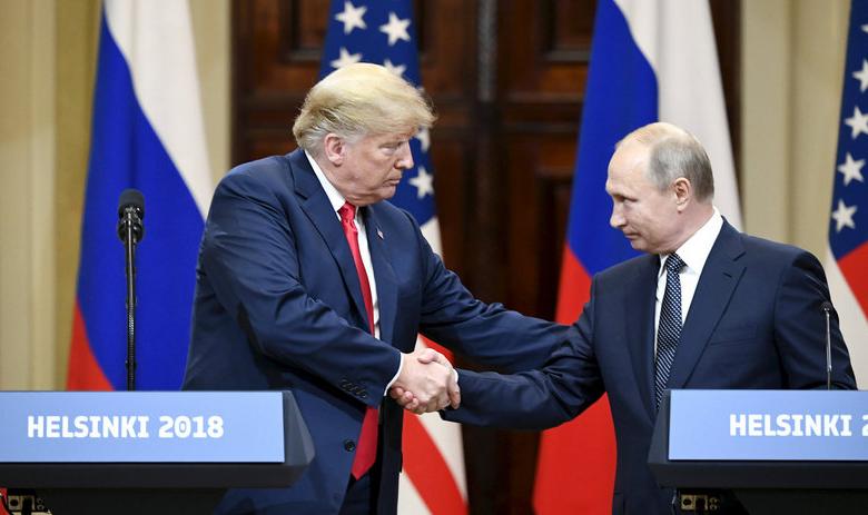 Владимир Путин и Дональд Трамп на саммите в Хельсинки