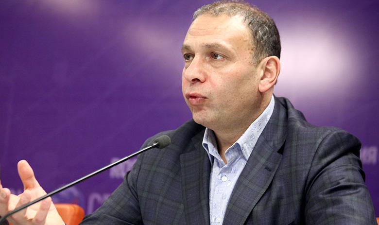 Александр Долгин