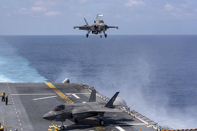Истребитель F-35B Lightning II