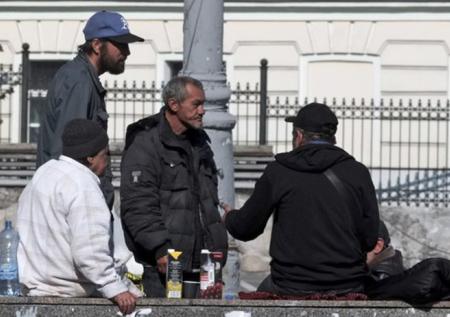 Алкоголиков запугают по примеру курильщиков
