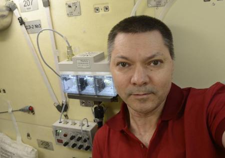 Бердымухамедов присвоил звание Героя российскому космонавту Кононенко